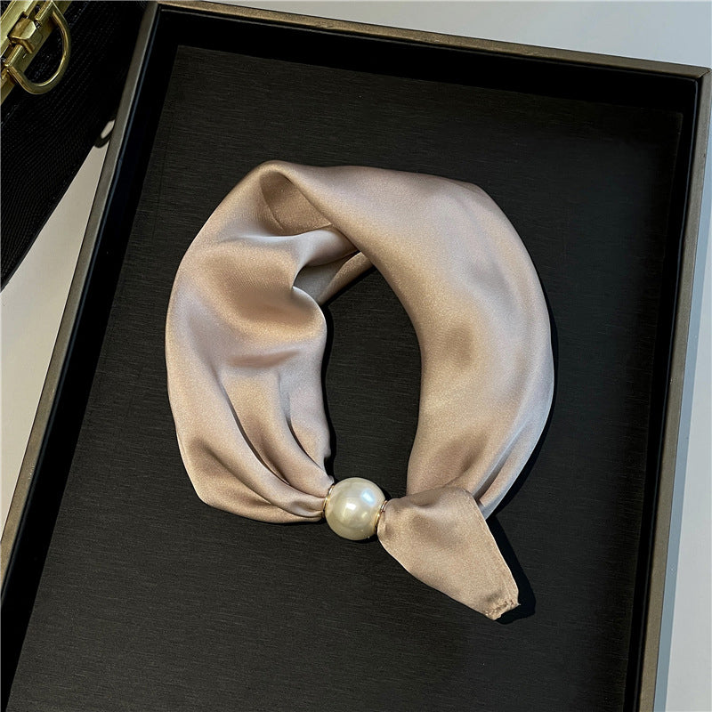 🤍 Magnetische sjaal met een parel – zie er in een handomdraai elegant uit