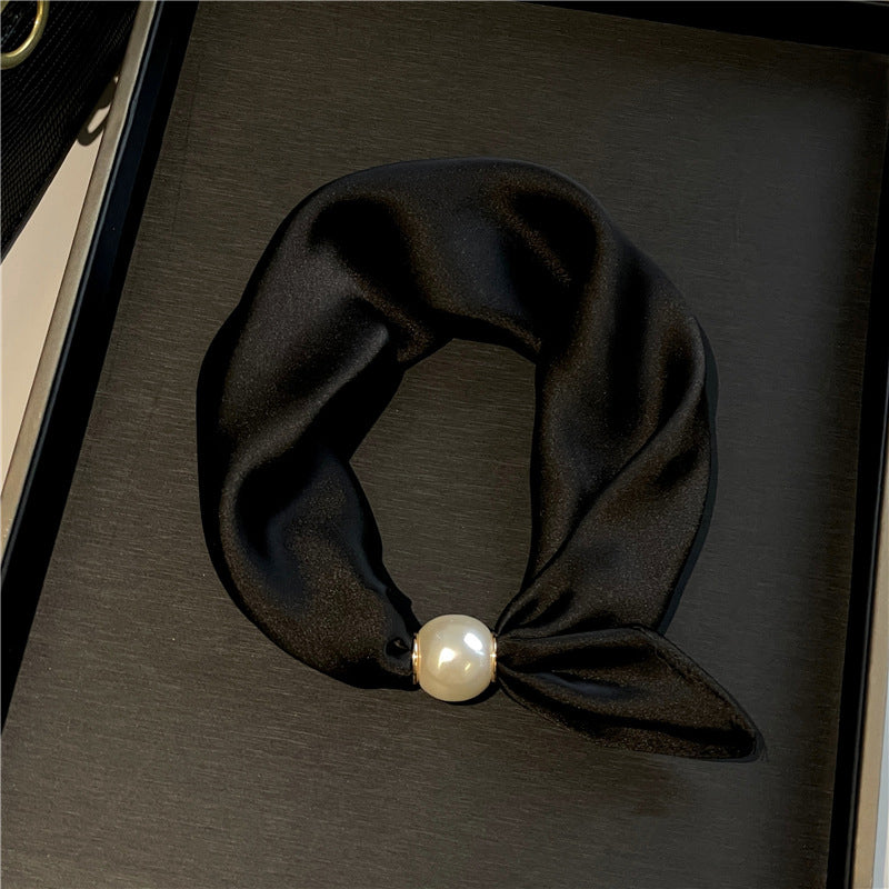 🤍 Magnetische sjaal met een parel – zie er in een handomdraai elegant uit