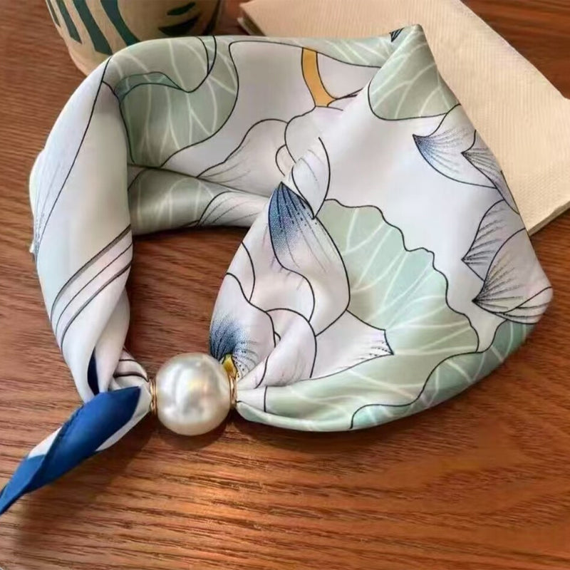 🤍 Magnetische sjaal met een parel – zie er in een handomdraai elegant uit
