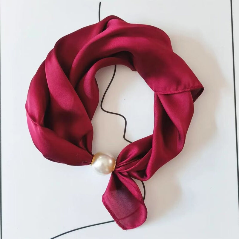 🤍 Magnetische sjaal met een parel – zie er in een handomdraai elegant uit