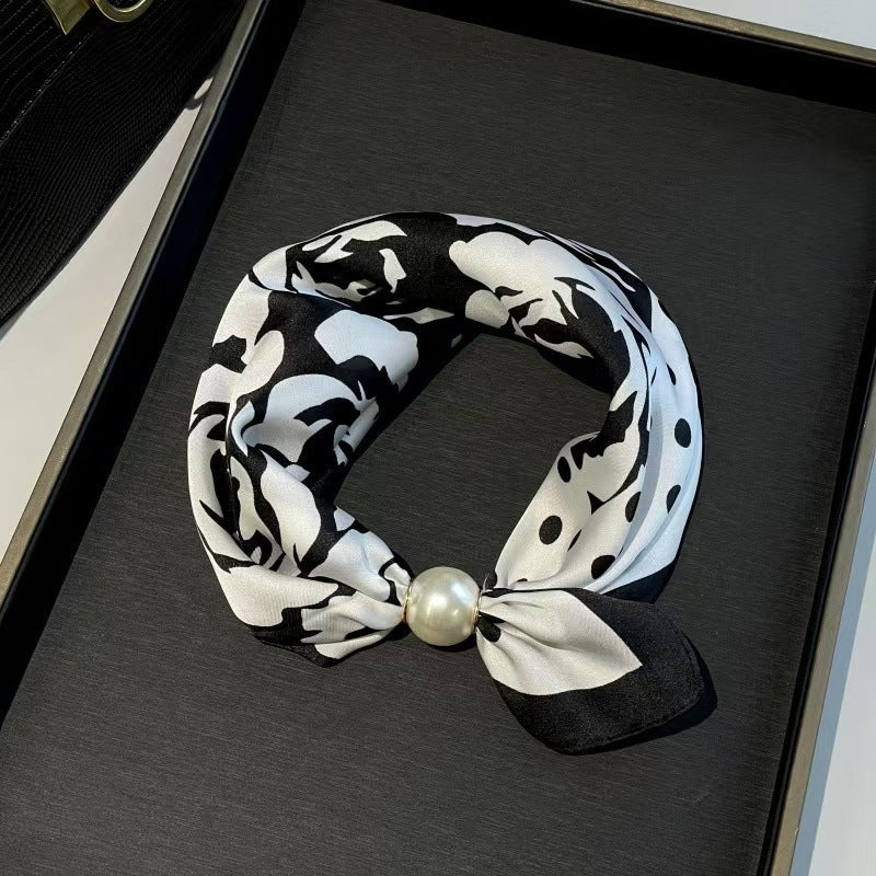 🤍 Magnetische sjaal met een parel – zie er in een handomdraai elegant uit