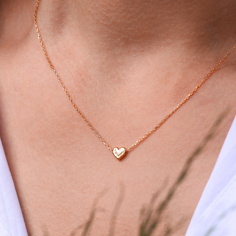 Tijdloze 3D-hartjeshanger 💖 — Een vleugje moderne romantiek voor elke look