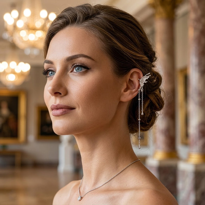 🌟 De ketting is omringd door glinsterende engelenveren, die pure schoonheid en liefdevolle bescherming symboliseren. 💖 Voel deze elegantie, alsof je elke dag omarmd wordt door een beschermengel. 🕊️ Tijdelijke aanbieding: 1+1 gratis!