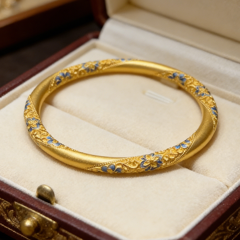 Tijdloze Elegantie: Möbius Armband met Blauw-Wit Emaille 💙✨