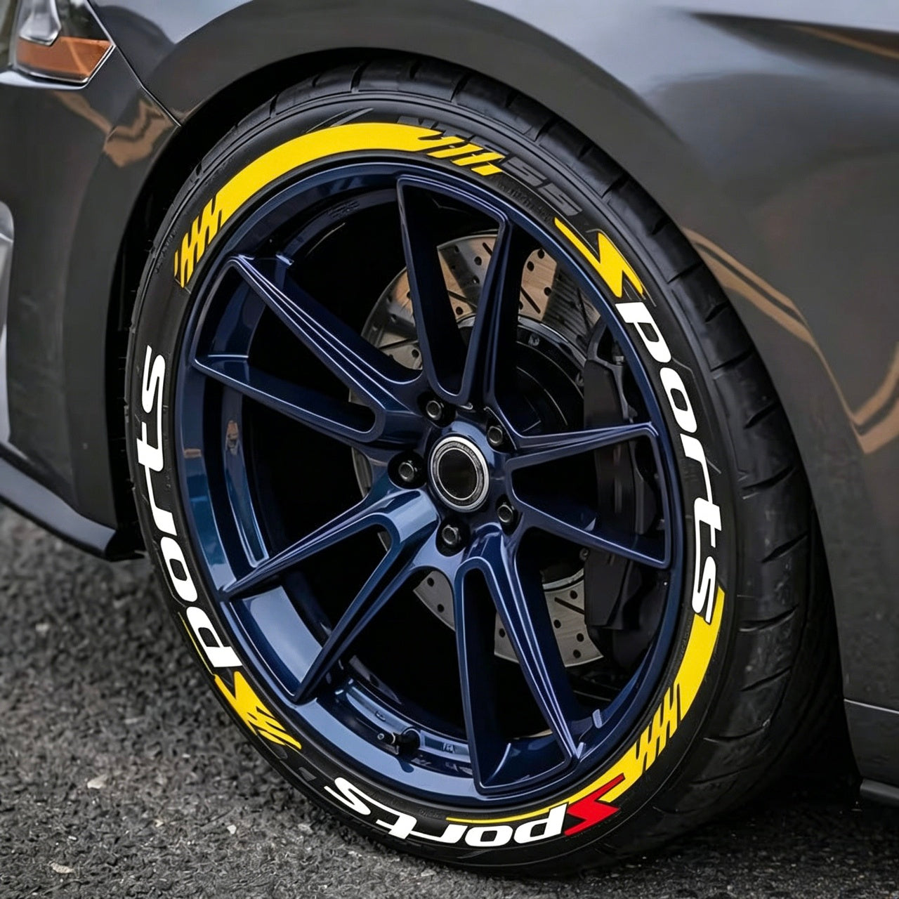 🏎️ 4 stuks 3D-stickers met bandenletters: waterbestendige universele stickers voor de zijkant van de wielen! 🔥